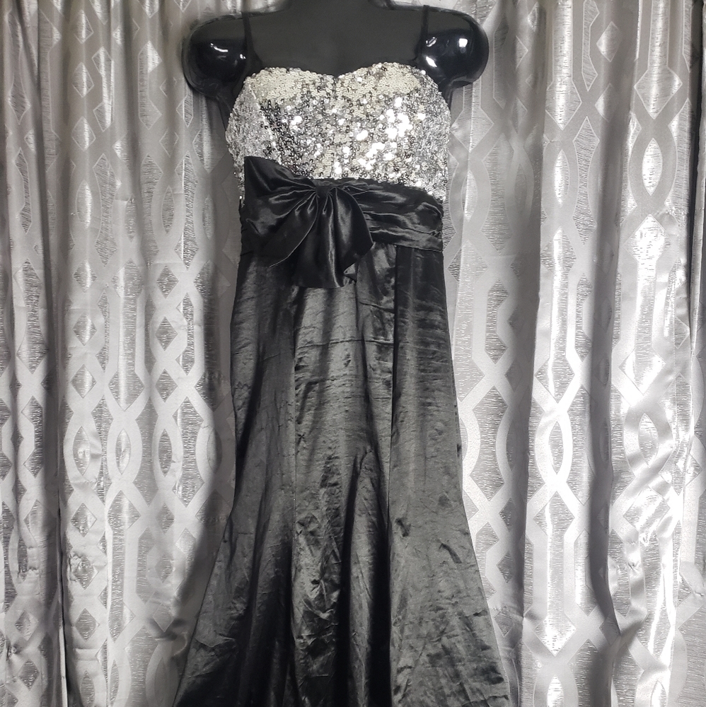 Black dress